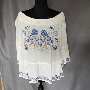 NWT Xhilaration off Shoulder Embroidered Floral Top